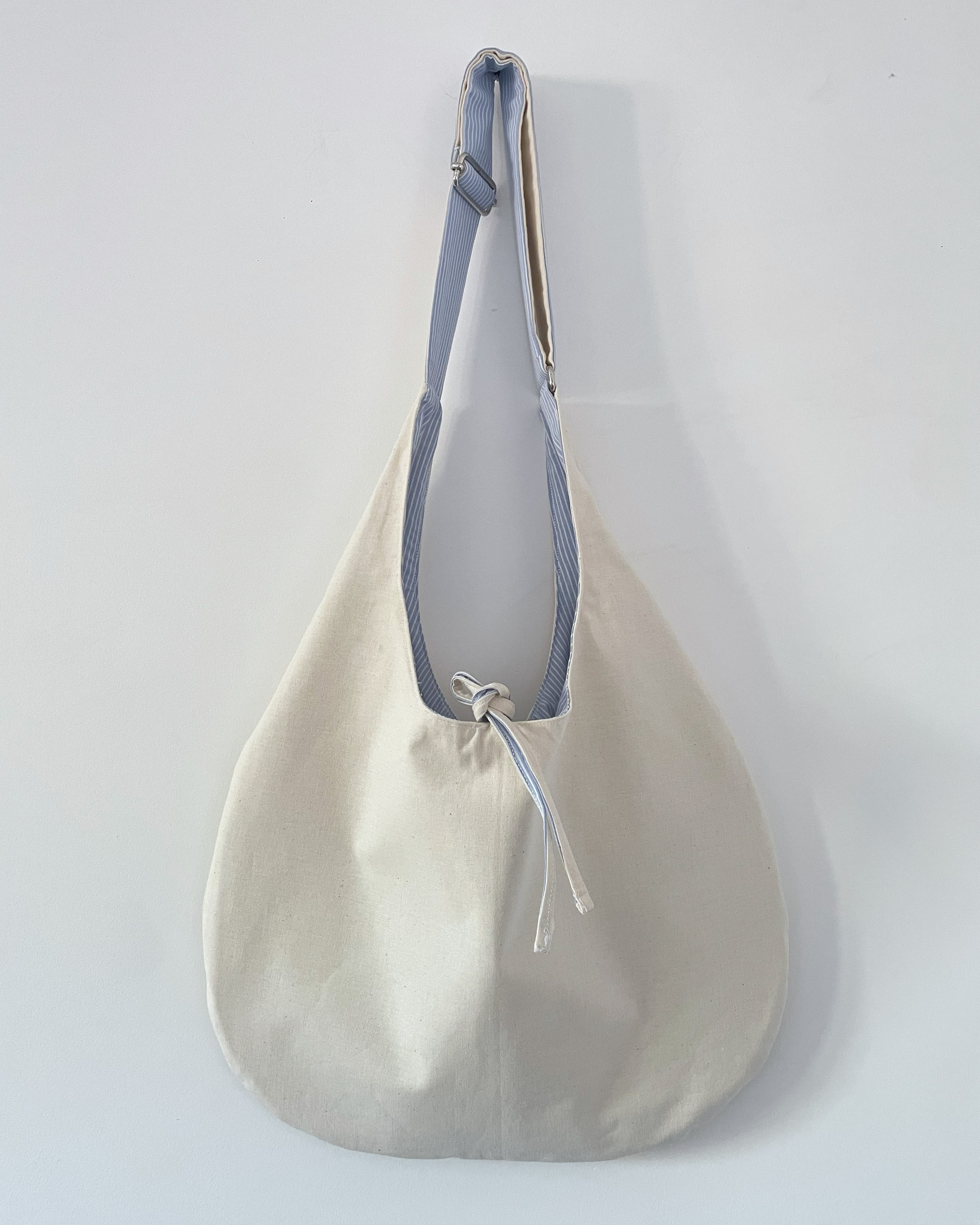 Sac hobo bag upcyclé réversible